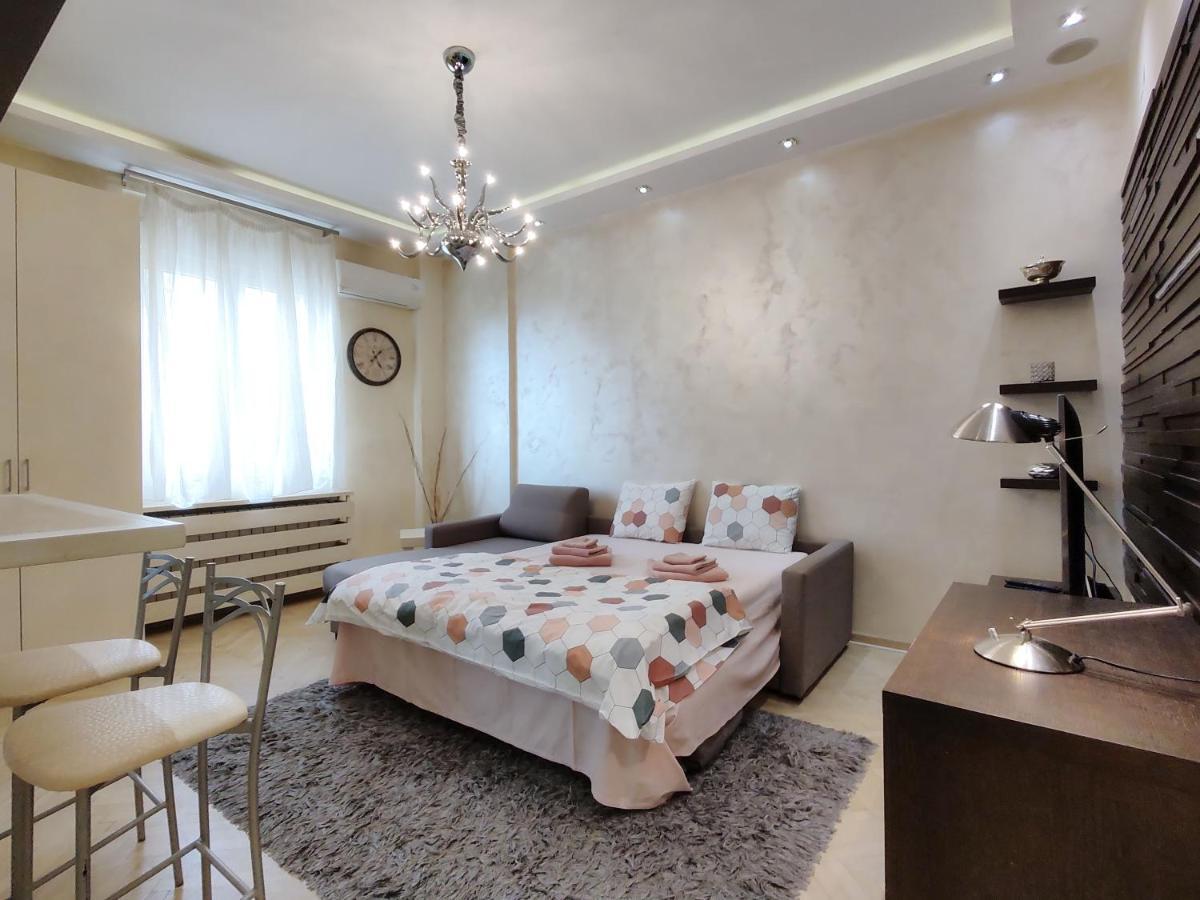 Home Center Apartment ベオグラード エクステリア 写真